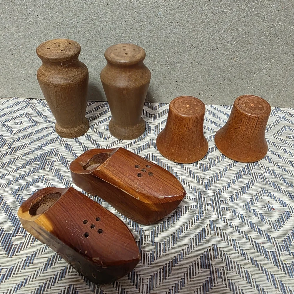 Vtg Wood Salt & Pepper Shaker Sets #99